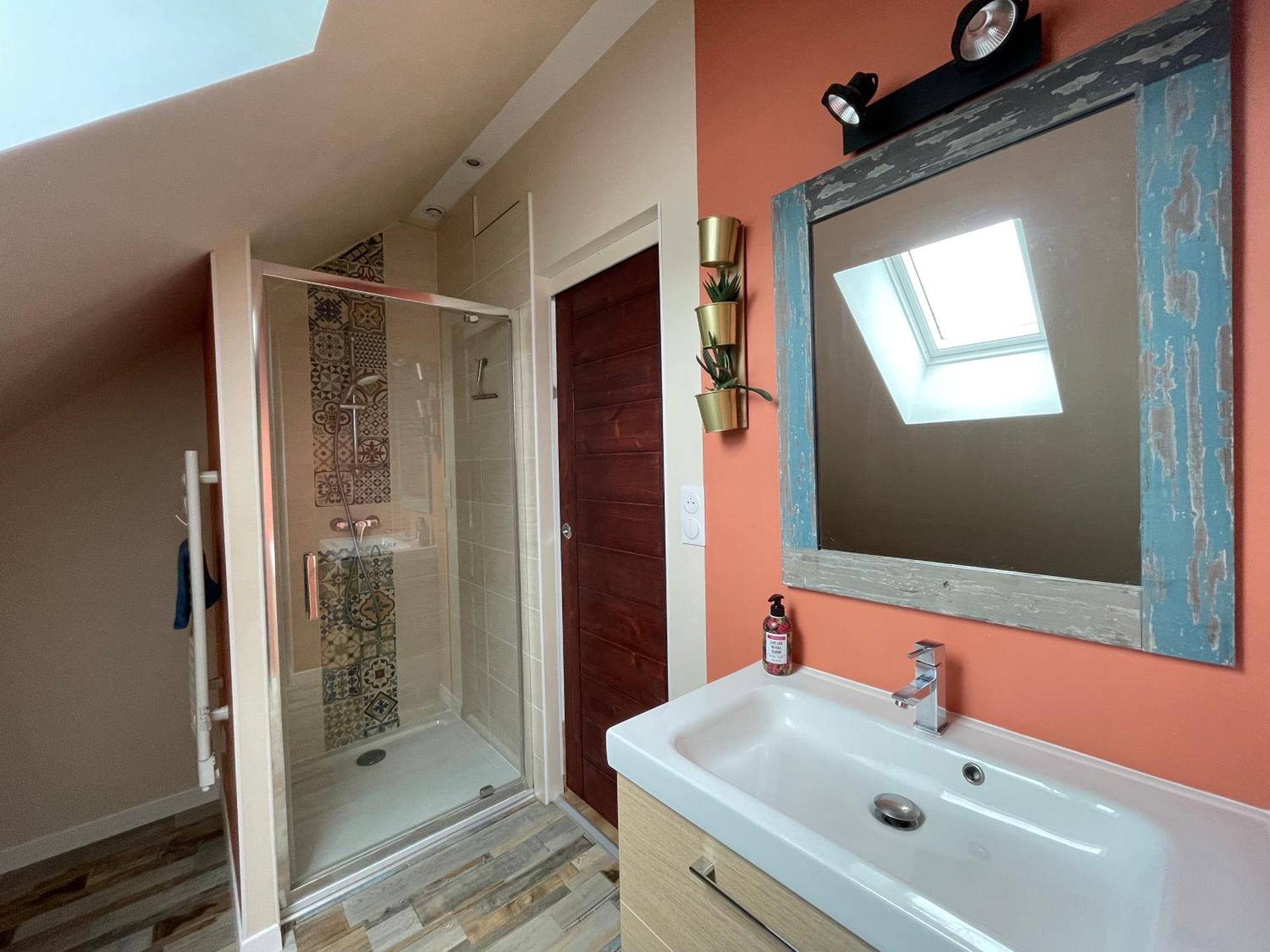 Sweet Omaha Belle Maison Recente Lumineuse Et Cosy Bien Equipee Jardin Clos 15 Mn A Pied Plage Omaha Beach Et Proche De Bayeux & Port En Bessin Saint-Laurent-sur-Mer Exterior photo