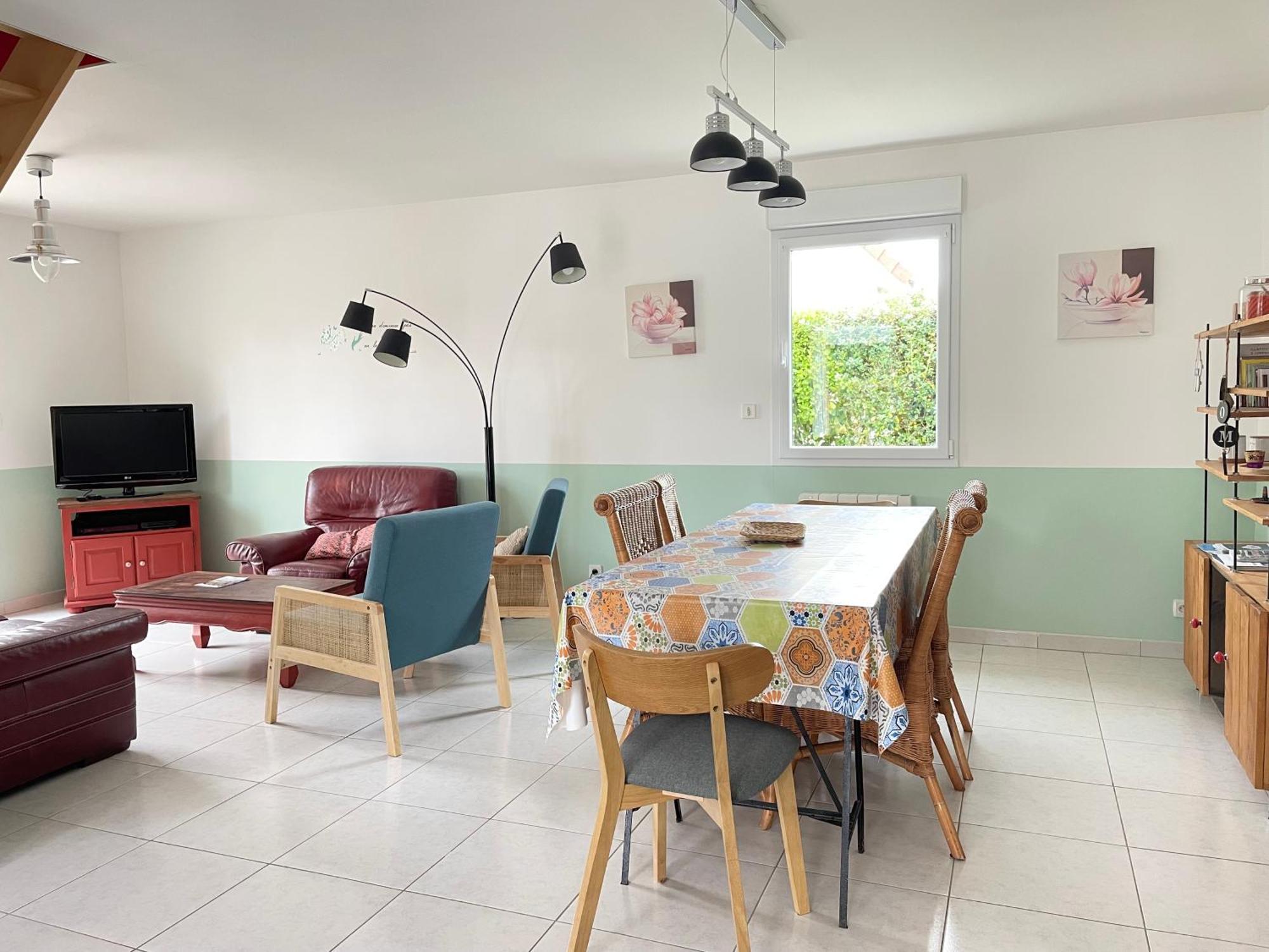 Sweet Omaha Belle Maison Recente Lumineuse Et Cosy Bien Equipee Jardin Clos 15 Mn A Pied Plage Omaha Beach Et Proche De Bayeux & Port En Bessin Saint-Laurent-sur-Mer Exterior photo